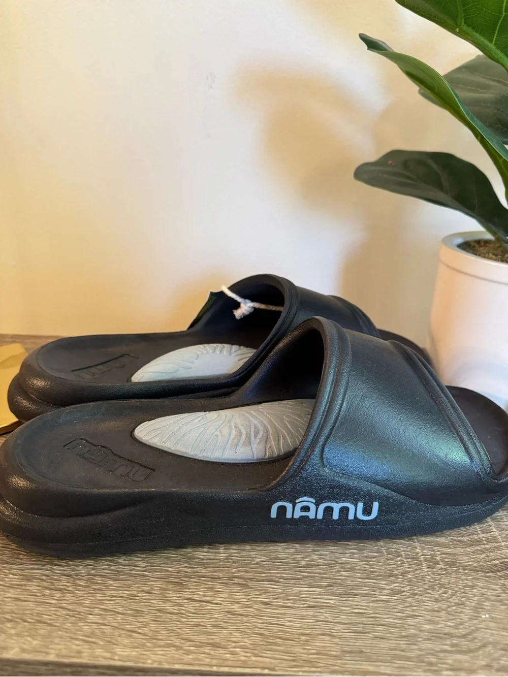 NAMU Phase Recovery Slide sandals in Space Black